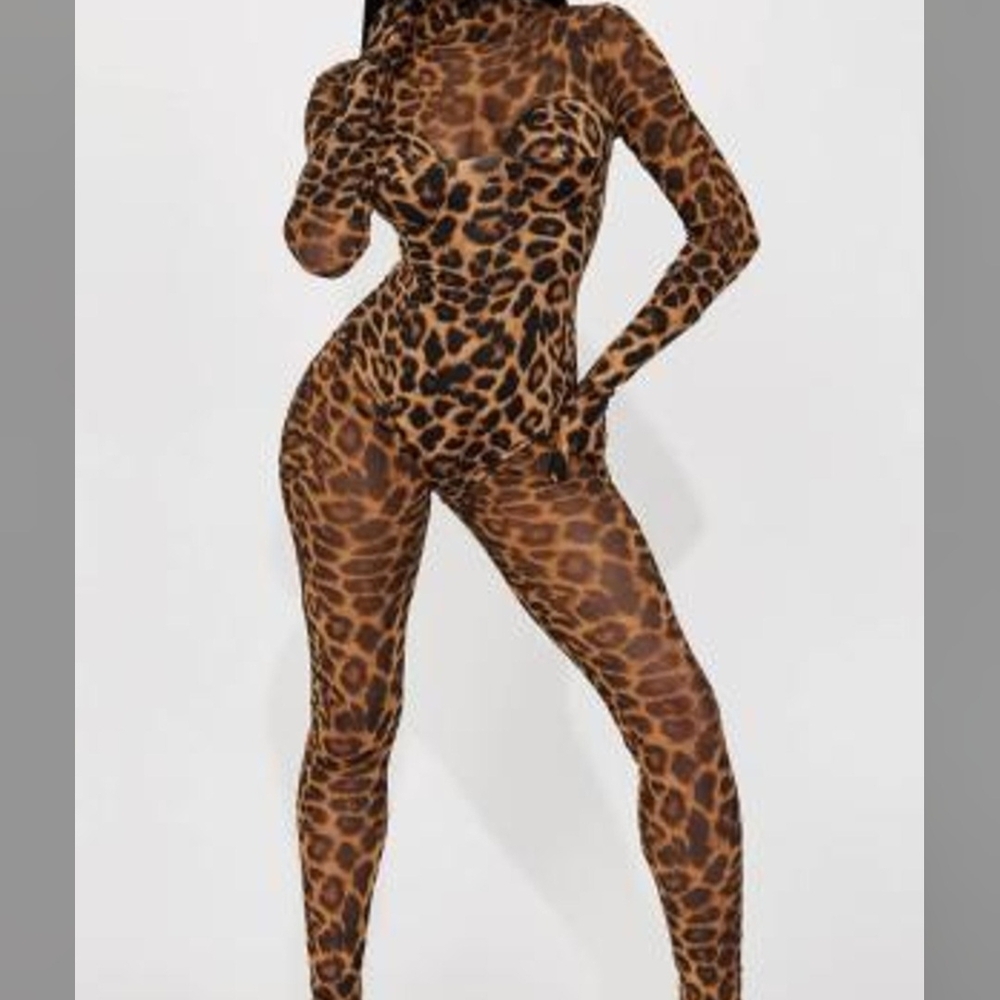 Dolce & Gabbana Leopard Print Jumpsuit